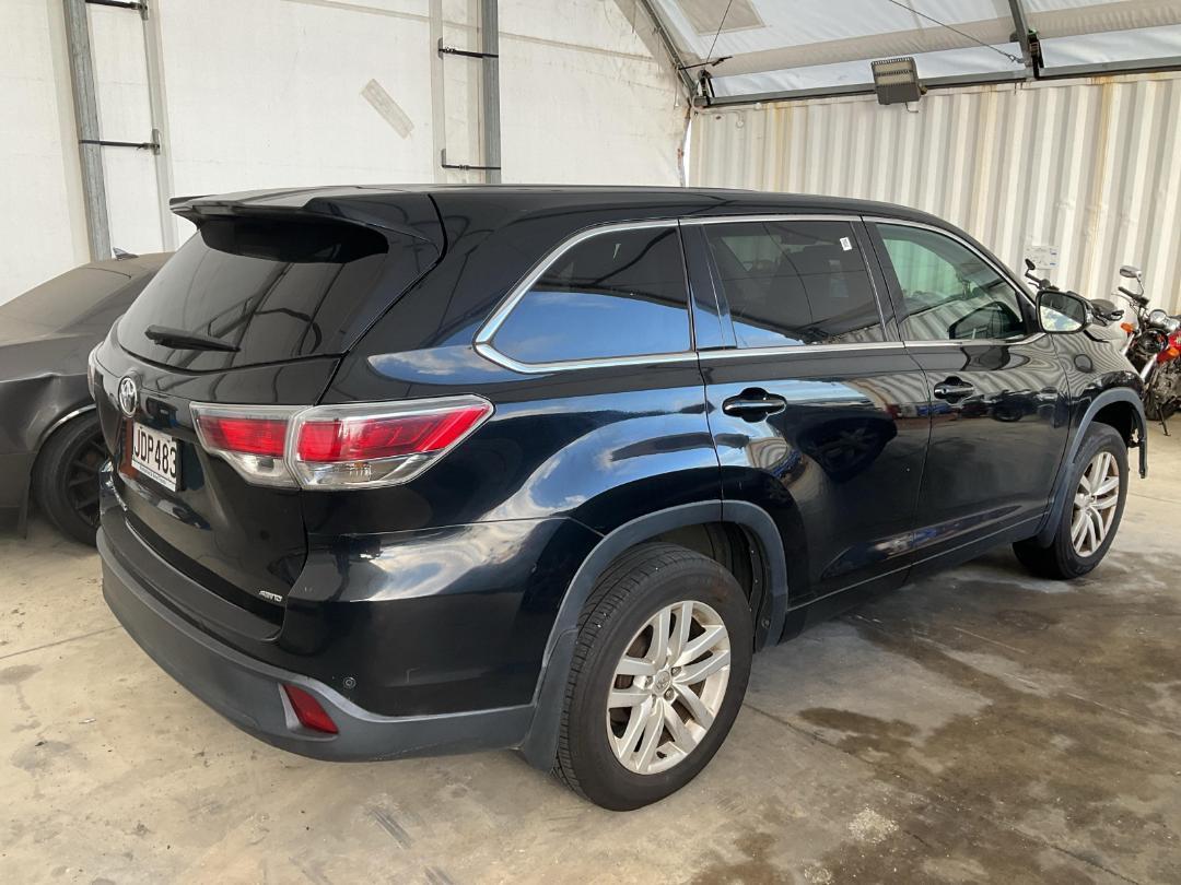 Now Wrecking: 2015 Toyota Highlander - Wreck Number: A567T