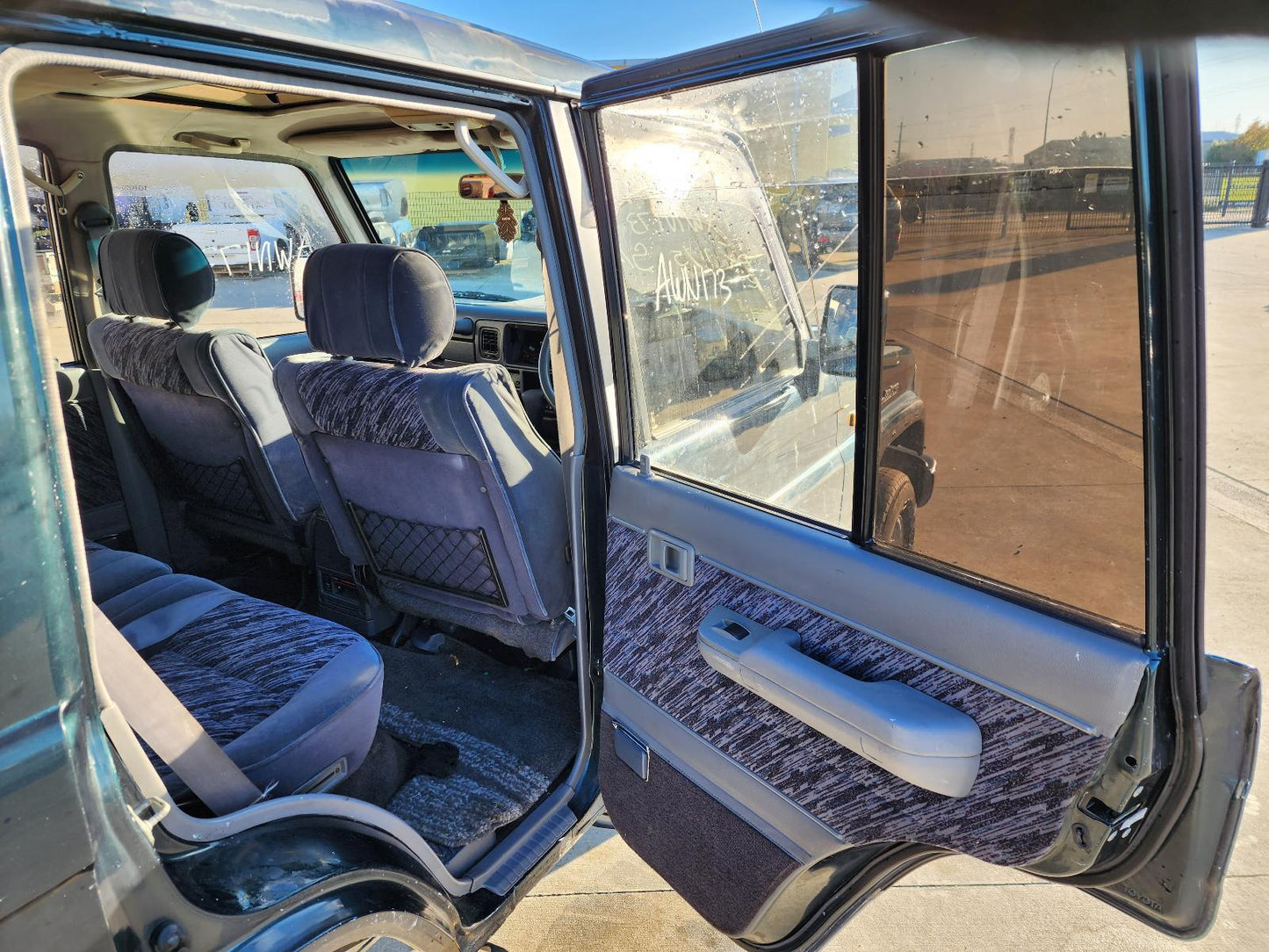 Now Wrecking: 1994 Prado 70 Series - A504C