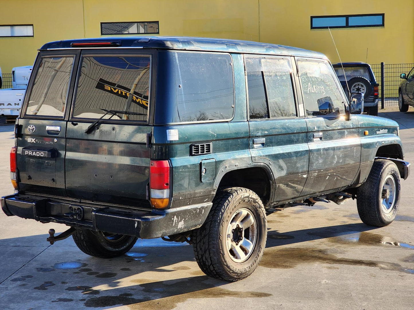 Now Wrecking: 1994 Prado 70 Series - A504C