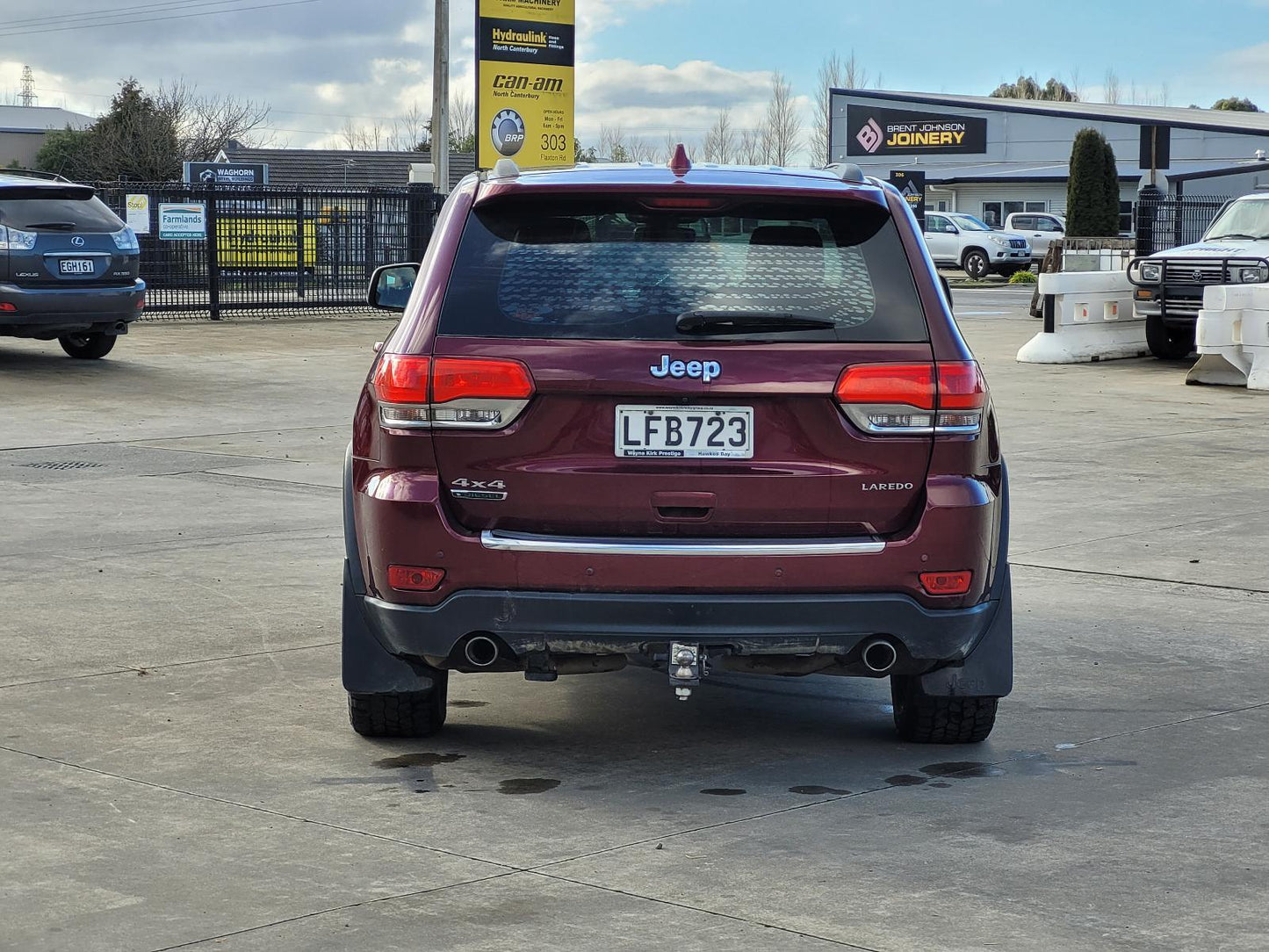 Now Wrecking: 2018 JEEP GRAND CHEROKEE- A579C