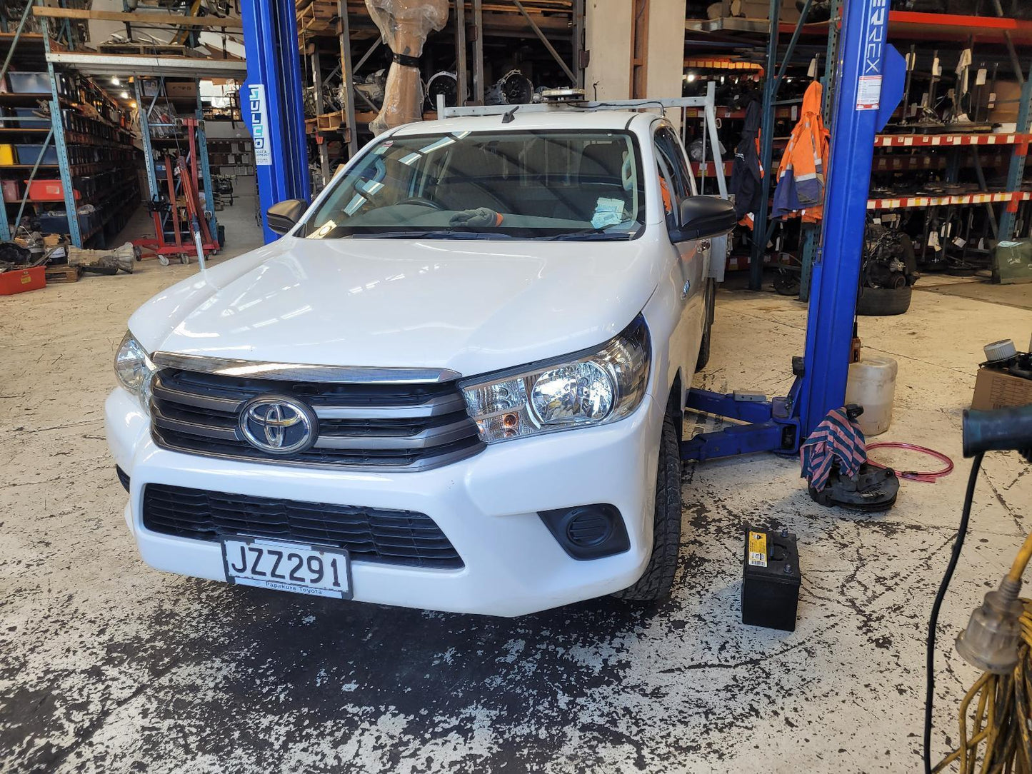 Now Wrecking: 2016 Hilux - A574T