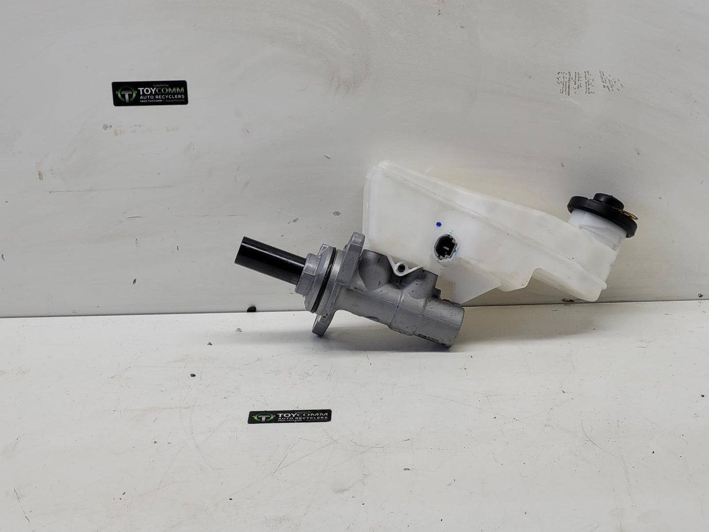 Jun 2015 to Current - Toyota Hilux - Master Cylinder