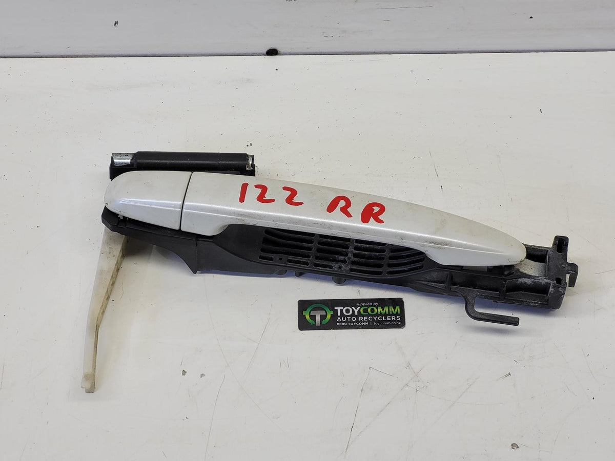 Feb 2003 to Oct 2009- Toyota Land Cruiser Prado 120 Series- Right Rear Door Exterior Handle