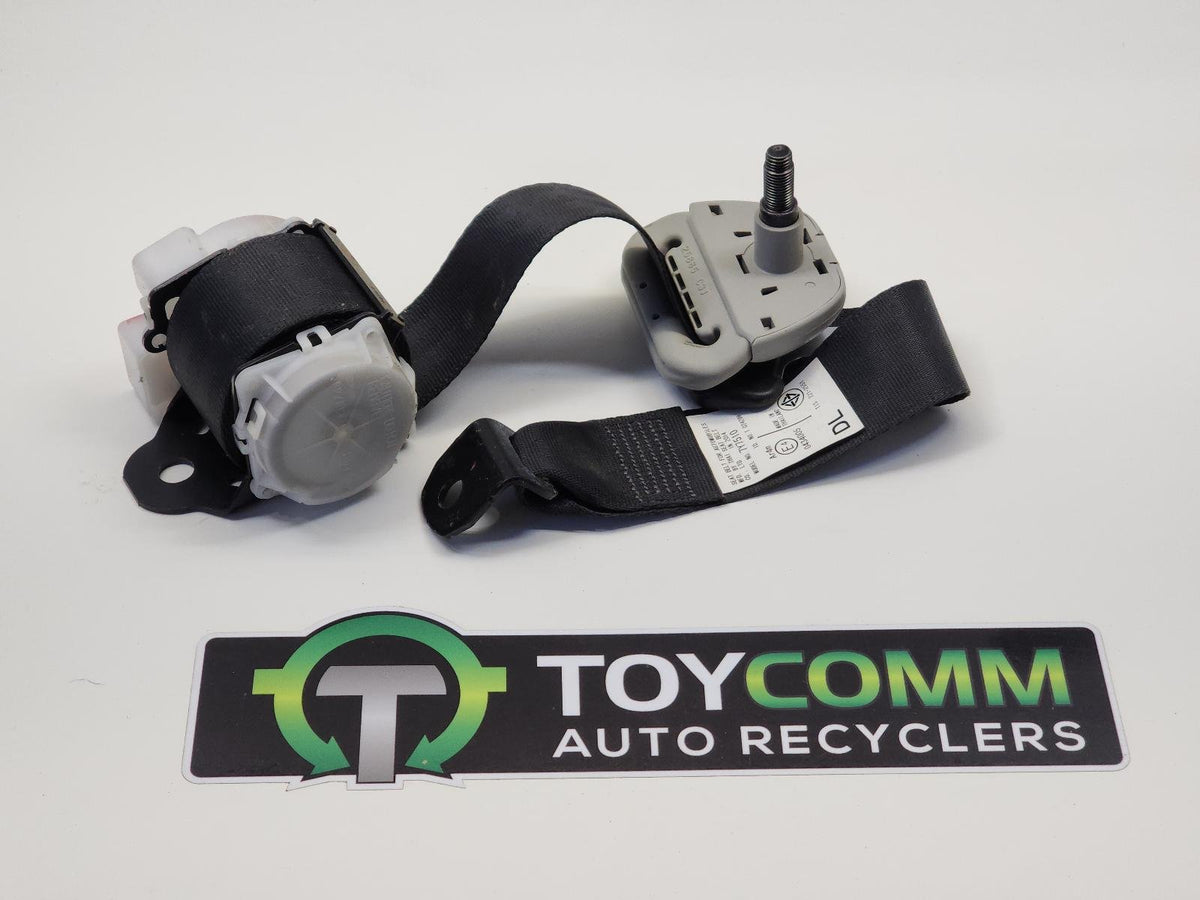 Nov 2013 to Aug 2015- Toyota Hilux Double Cab Utility- Left Rear Seat Belt- Black