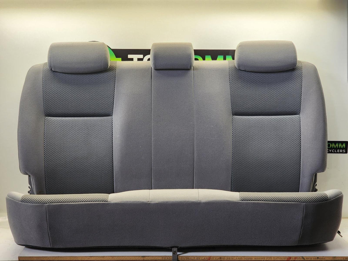 Aug 2009 to Jun 2011- Toyota Hilux SR SR5 Double Cab Utility- 2nd Seat (Rear Seat)- Cloth, Grey, Trim Code Fl10