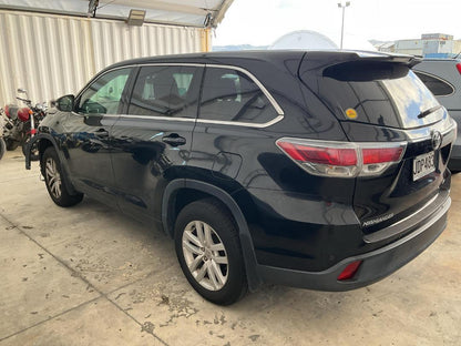Now Wrecking: 2015 Toyota Highlander - Wreck Number: A567T