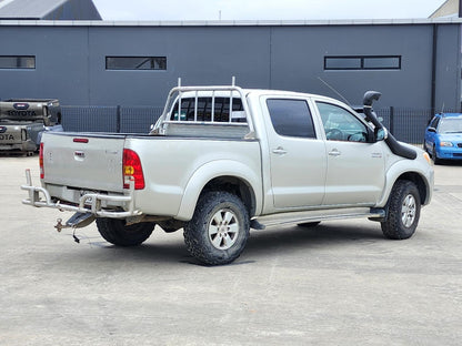 Now Wrecking: 2006 Toyota Hilux - Wreck Number: T102C
