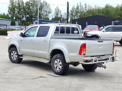 Now Wrecking: 2006 Toyota Hilux - Wreck Number: T102C