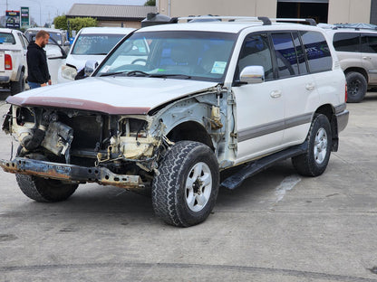 Now Wrecking: 2002 Toyota Land Cruiser J100 - A530C