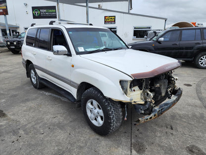 Now Wrecking: 2002 Toyota Land Cruiser J100 - A530C