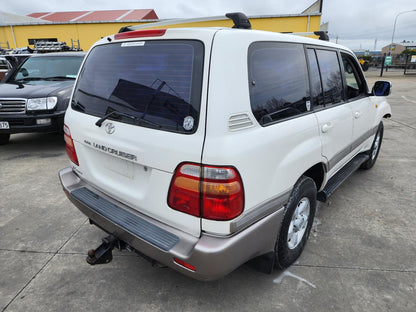 Now Wrecking: 2002 Toyota Land Cruiser J100 - A530C