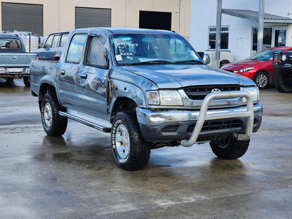 Now Wrecking: 2002 Toyota Hilux - A499C