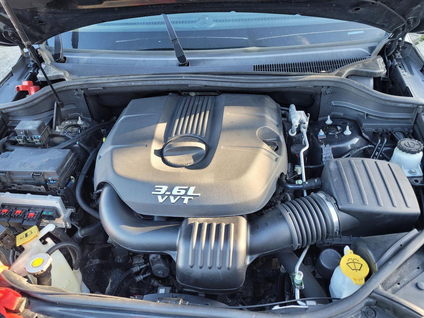 Now Wrecking: 2012 Jeep Grand Cherokee - A506T
