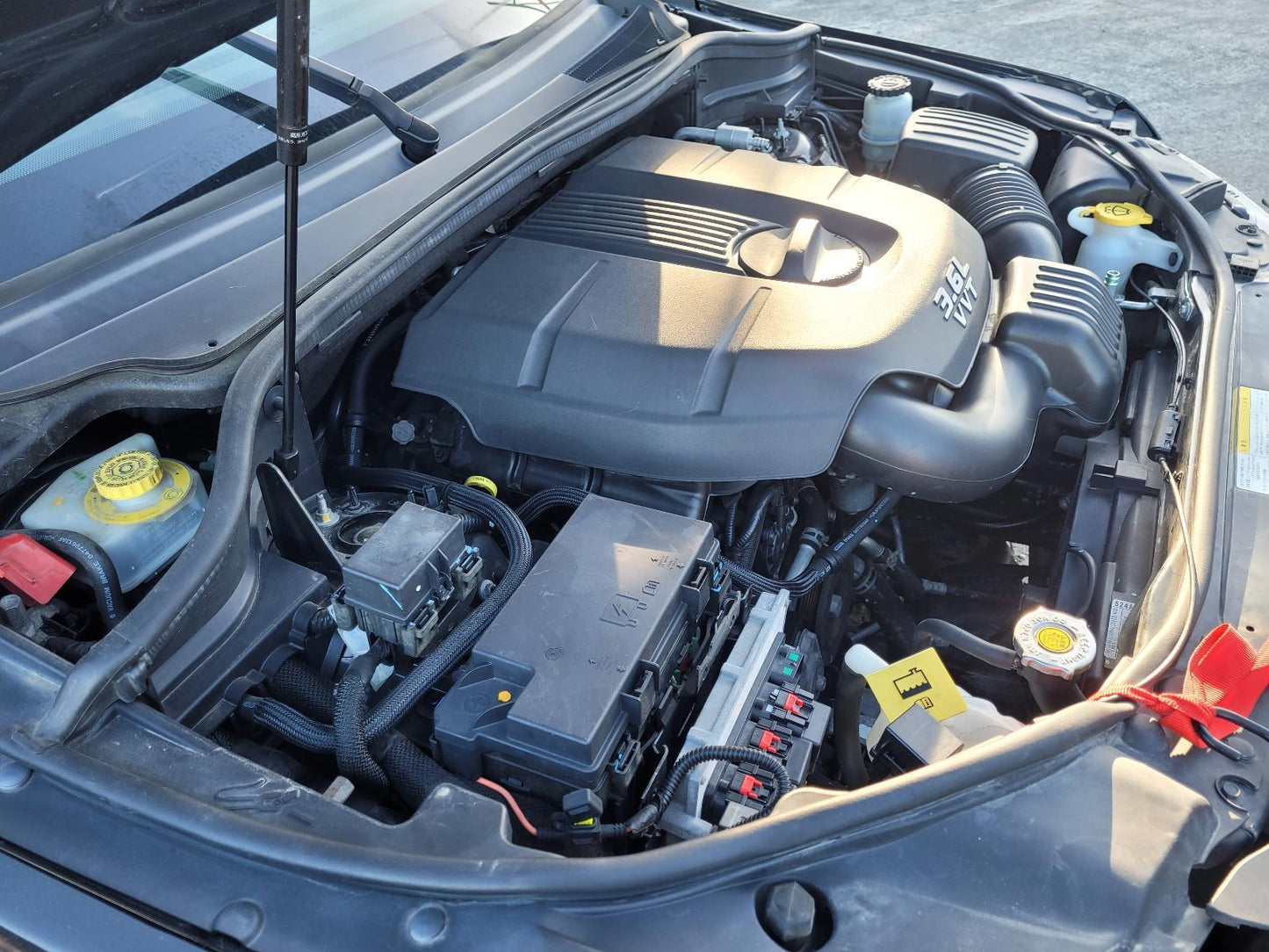 Now Wrecking: 2012 Jeep Grand Cherokee - A506T
