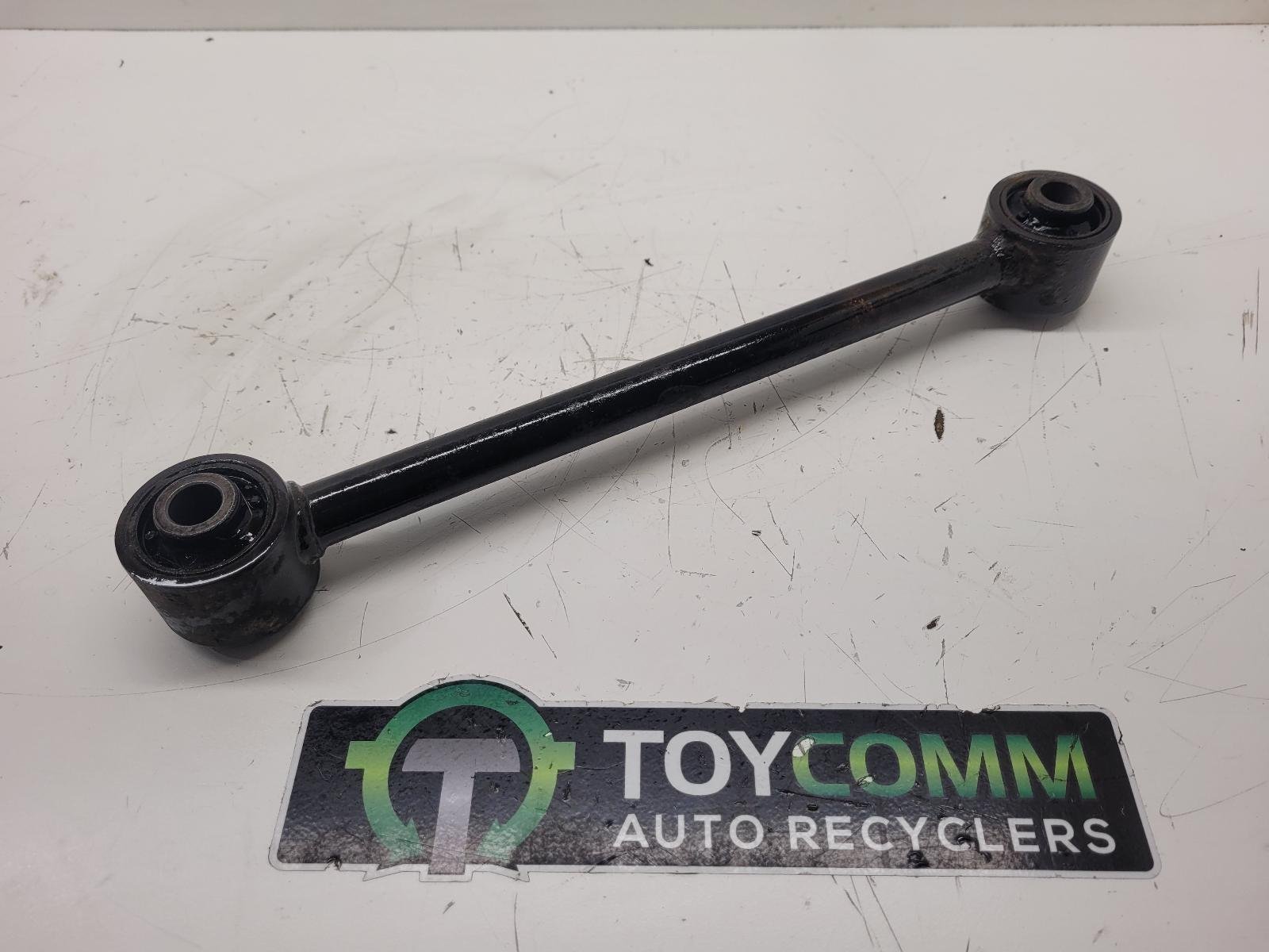 May 1990 to Mar 1998- Toyota Land Cruiser 80 Series- Right Rear Trailing Arm- Rr Upper Control Arm