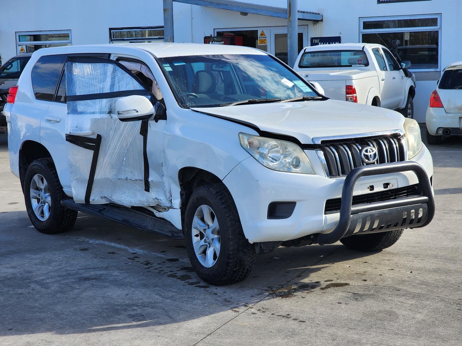 Now Wrecking: 2010 Toyota Land Cruiser Prado KDJ150 Wreck Number: A527C