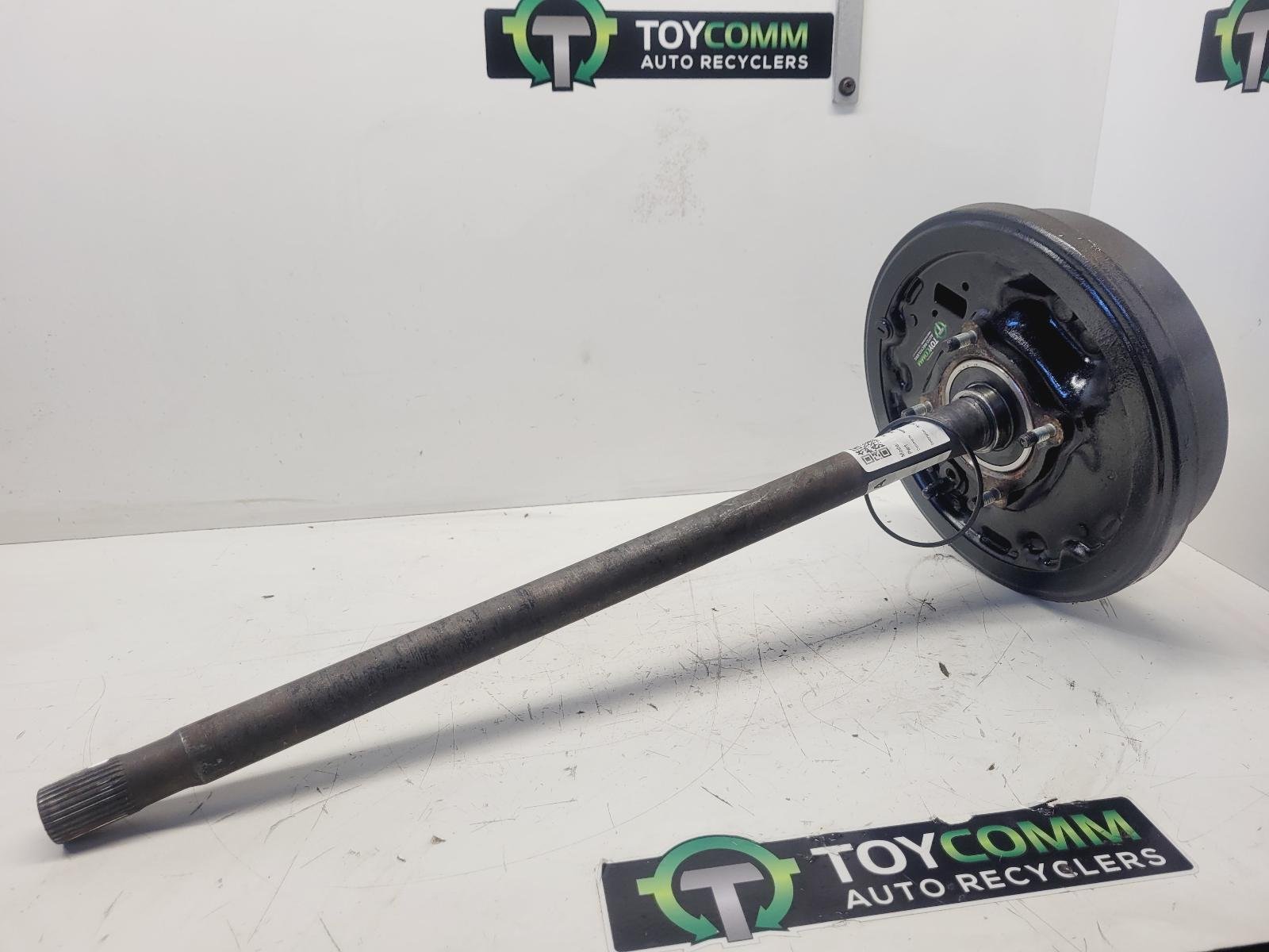 Sep 1997 to Mar 2005- Toyota Hilux 2WD Non-ABS- Axle- Rh Rear