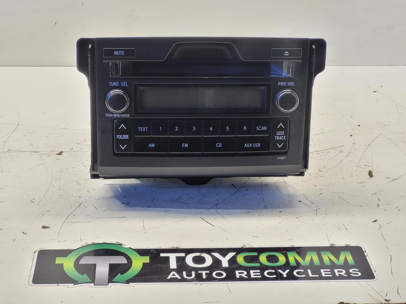 Aug 2009 to Jul 2013 - Toyota Land Cruiser Prado 150 Series - Radio Module - Single Disc Cd Player ( On Face P2867)