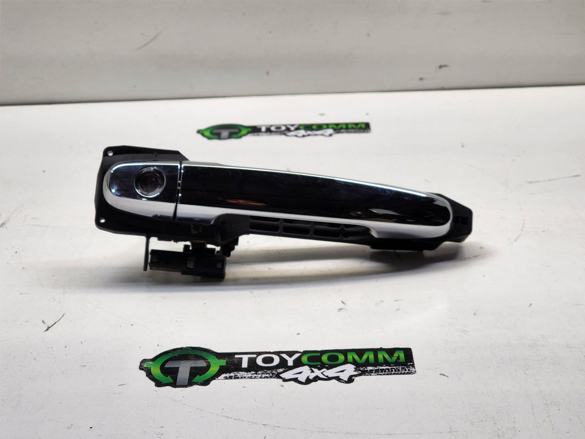 Feb 2005 to Aug 2015 - Toyota Hilux - Left Front Door Exterior Handle - Chrome