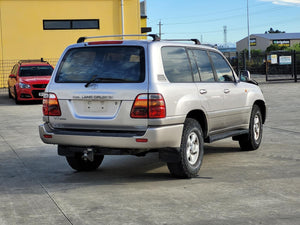 Now Wrecking: 1998 Toyota Land Cruiser  Wreck Number: A548C