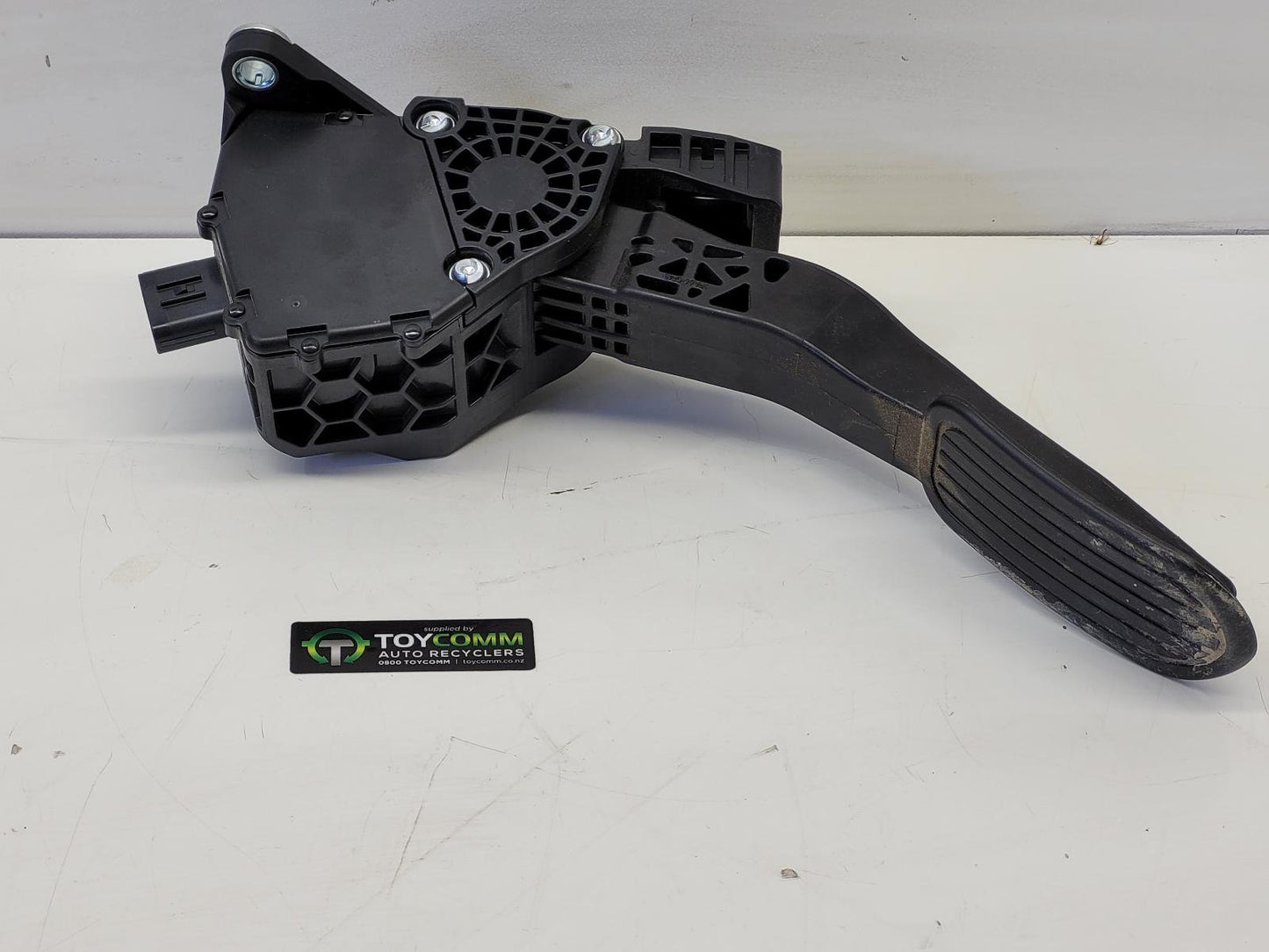 Jun 2020 to Current - Toyota Hilux Petrol Diesel - Pedal Assembly - Accelerator Pedal