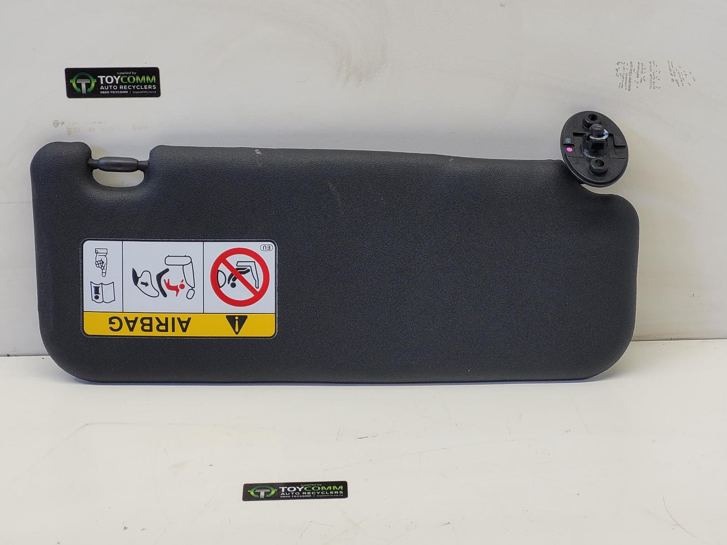 Toyota Hilux GUN (22-26) - Sun Visor - 1GD - 2022-2026