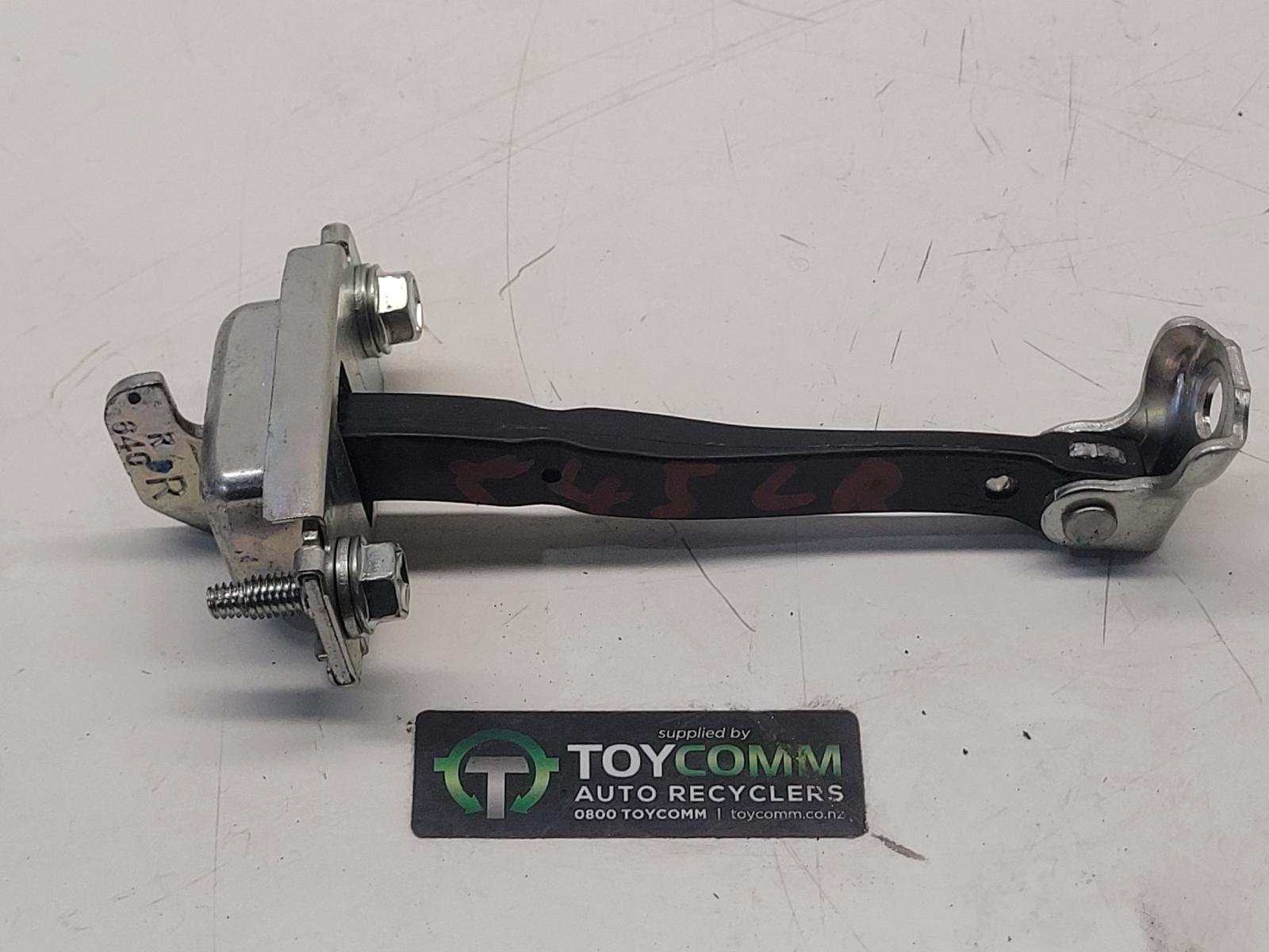 Toyota Hilux GUN (22-26) - Door Hinge/Runner - 1GD - 2022-2026