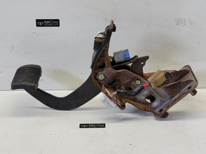 Jan 1998 to Oct 2007 - Toyota Land Cruiser 100 Series 105 Series Automatic - Pedal Assembly - Brake Pedal