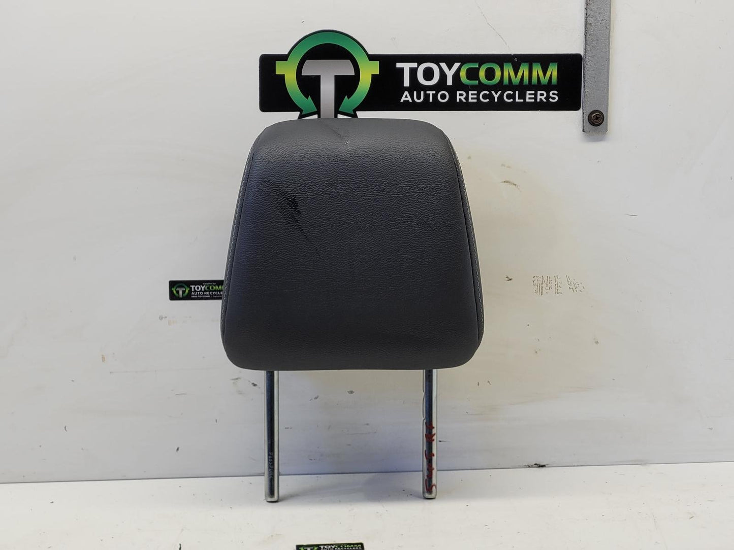 Toyota Hilux GUN (22-26) - Headrest - 1GD - 2022-2026