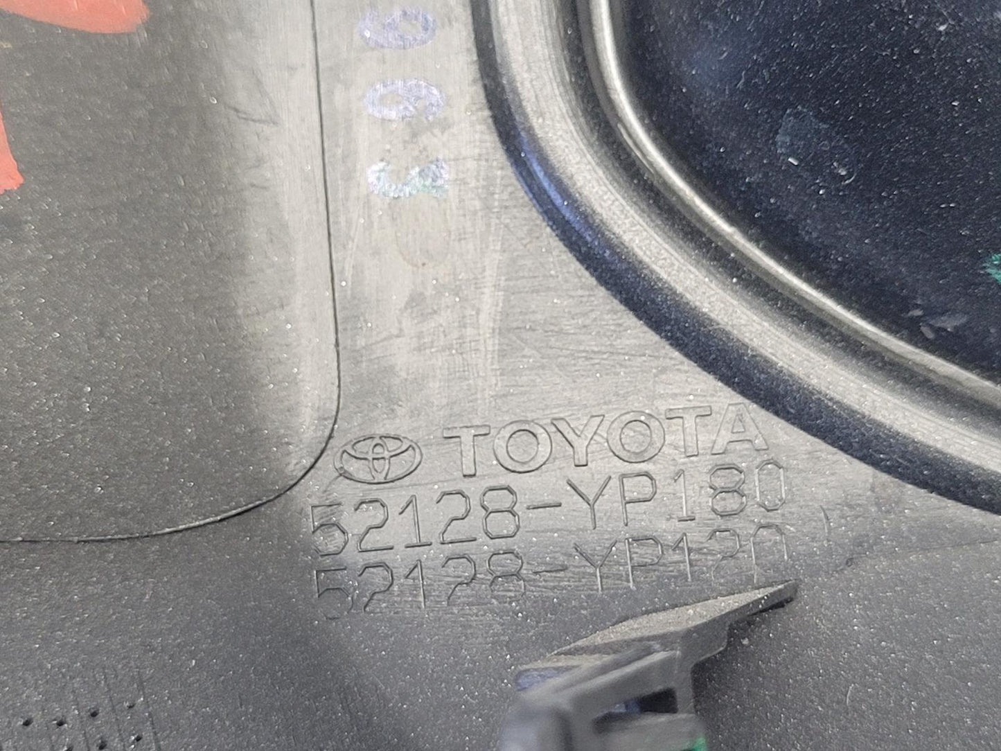 Toyota Hilux GUN (22-26) - Left Indicator/Fog/Side - 1GD - 2022-2026