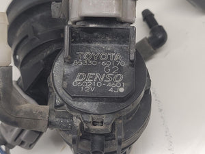 Feb 2003 to Oct 2009 - Toyota Land Cruiser Prado 120 Series - Washer Bottle