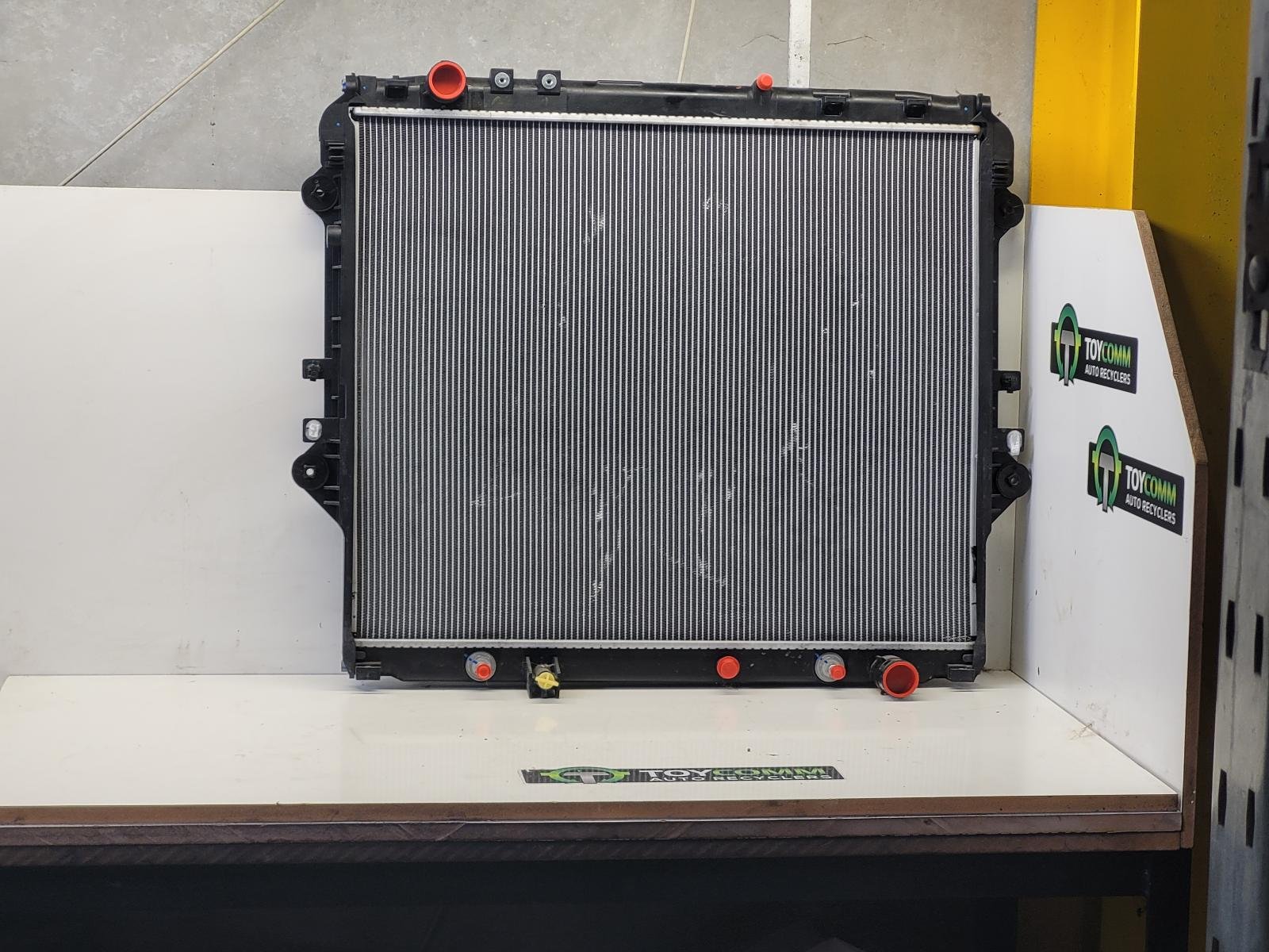Jun 2015 to Current - Toyota Hilux Diesel 2.4/2.8L Automatic - Radiator