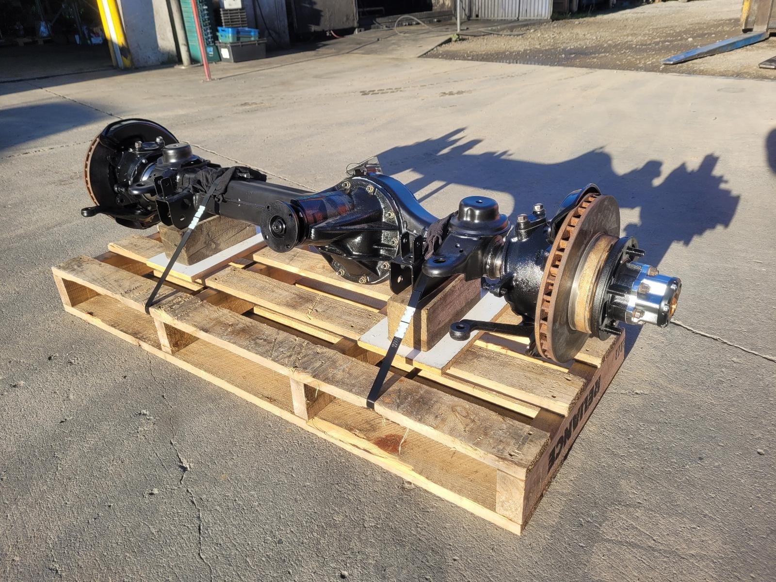 Mar 2007 to Jul 2012- Toyota Land Cruiser 70 Series Non-ABS- Front Differential Assembly- (My07 Update), Non Factory Locker Type