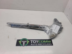 1989 to 1995 - Toyota Hilux Surf N120 N130 - Right Front Window Regulator/Motor - Door Reg And Motor Assy