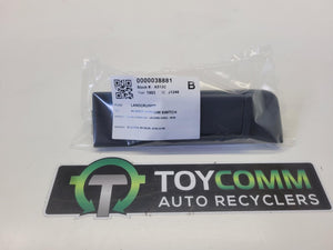 May 1990 to Mar 1998- Toyota Land Cruiser 80 Series- Right Front Master Power Window Switch