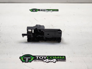 Jan 2005 to Apr 2019 - Toyota Hiace TRH KDH - Right Front Door Interior Handle