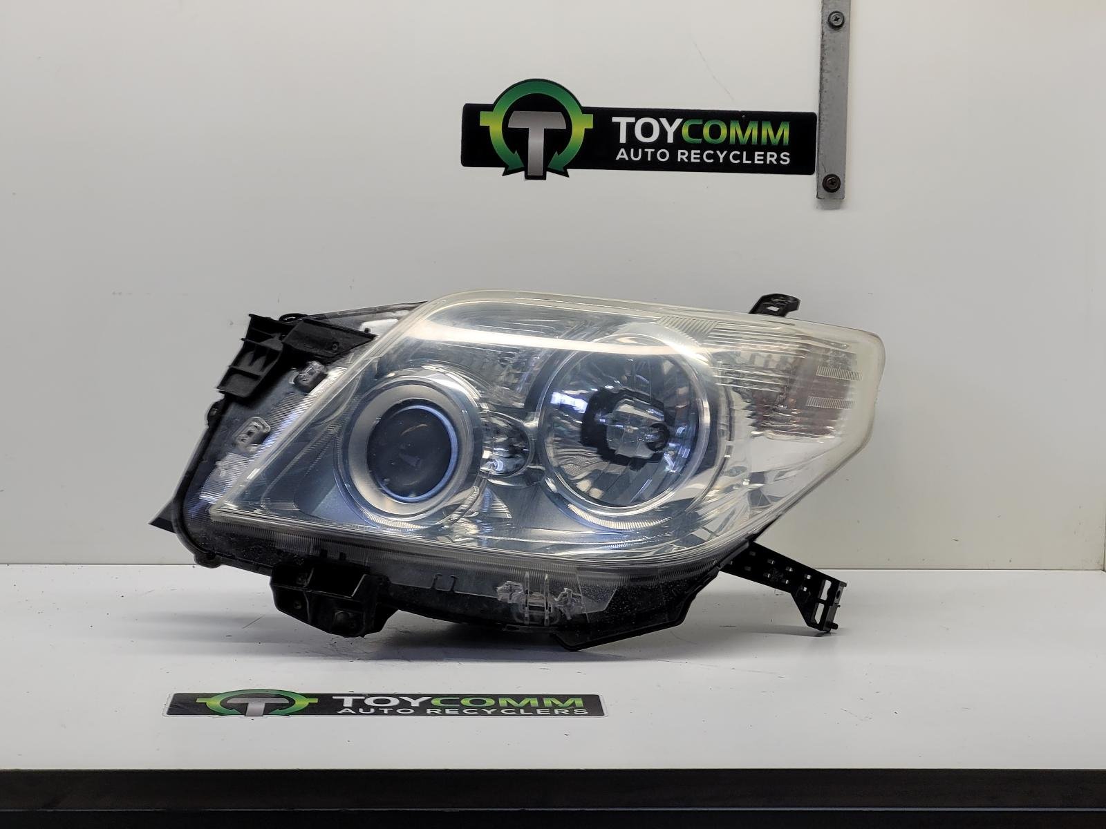 Aug 2009 to Jul 2013 - Toyota Land Cruiser Prado 150 Series GX GXL Altitude - Left Headlight - Sx, Zr, Halogen Type