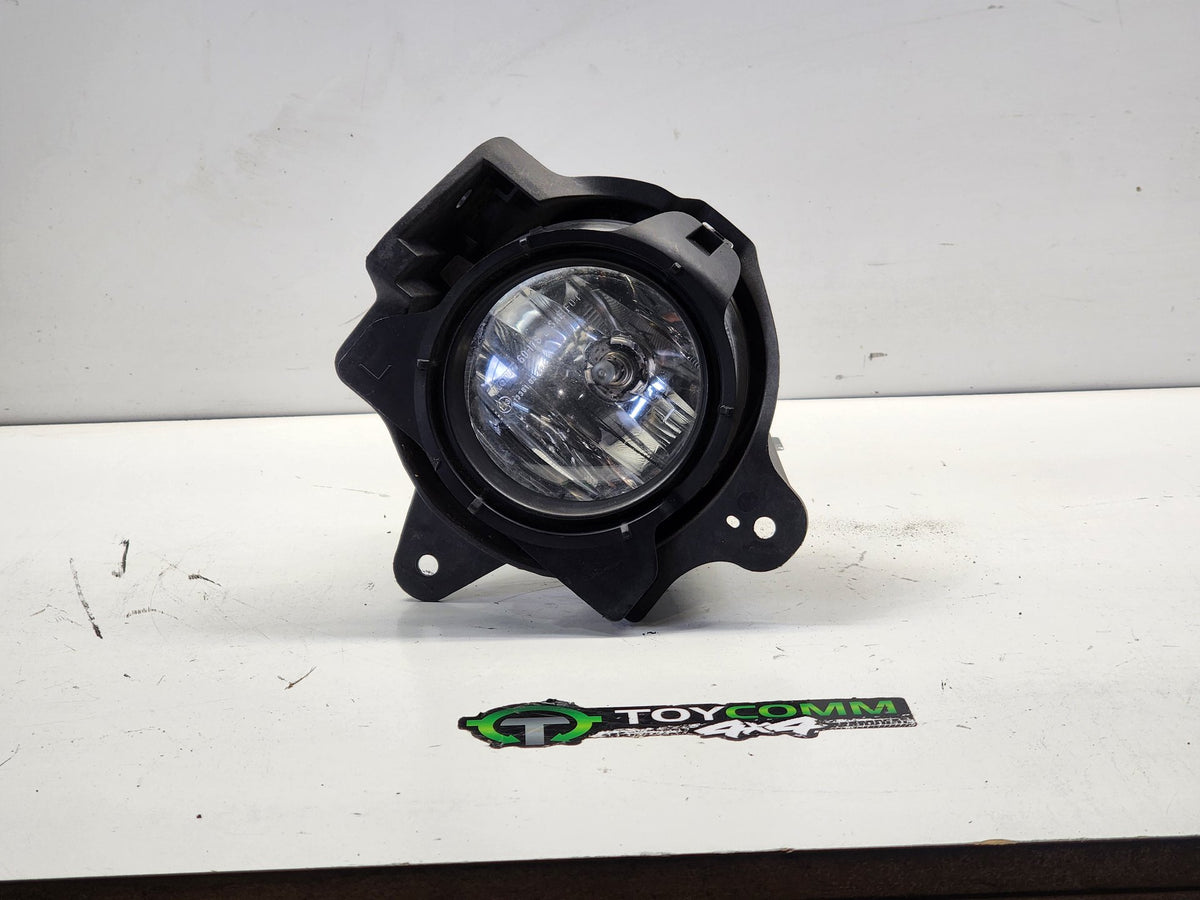 2011 - 2015 Toyota Hilux - Left Indicator/Fog/Side - 81026-0K041