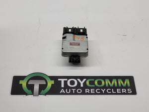 Apr 1998 to Oct 2007 - Toyota Land Cruiser 100 Series - Misc Switch/Relay