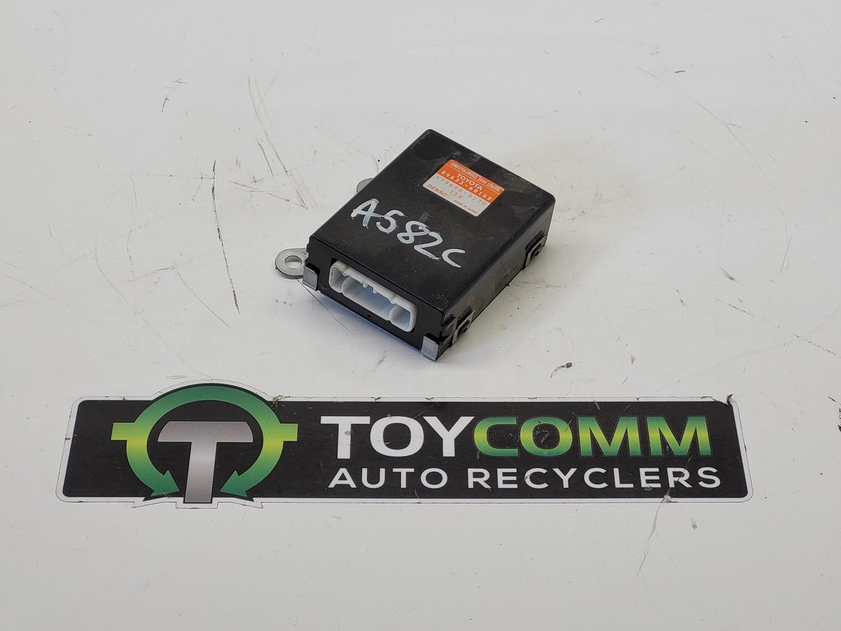 1998-2007 Toyota Land Cruiser J79 - 4WD Control Module - 89533-60160