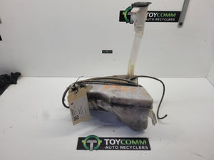 Jan 1998 to Oct 2007 - Toyota Land Cruiser 100 Series - Washer Bottle