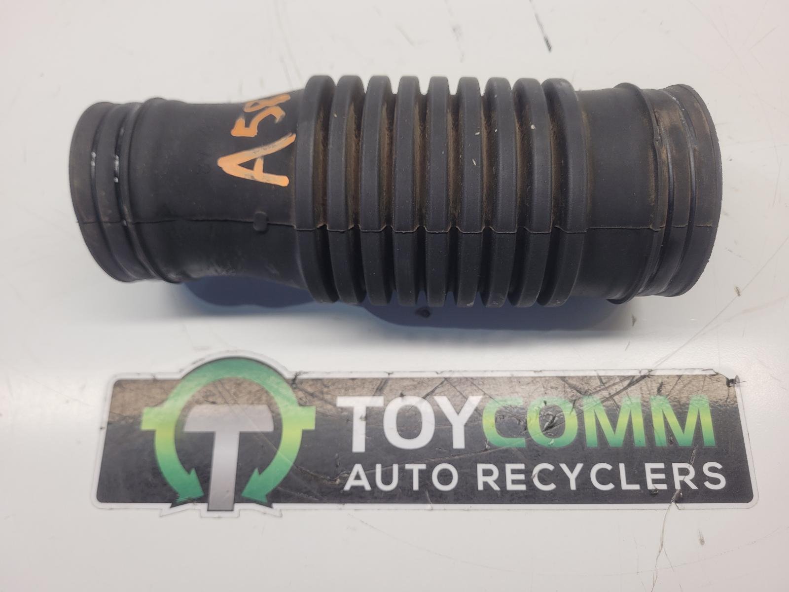 Jan 1998 to Oct 2007 - Toyota Land Cruiser 100 Series Diesel 4.2L Engine Code 1HD-FTE - Air Cleaner Duct/Hose - Airbox To Turbo