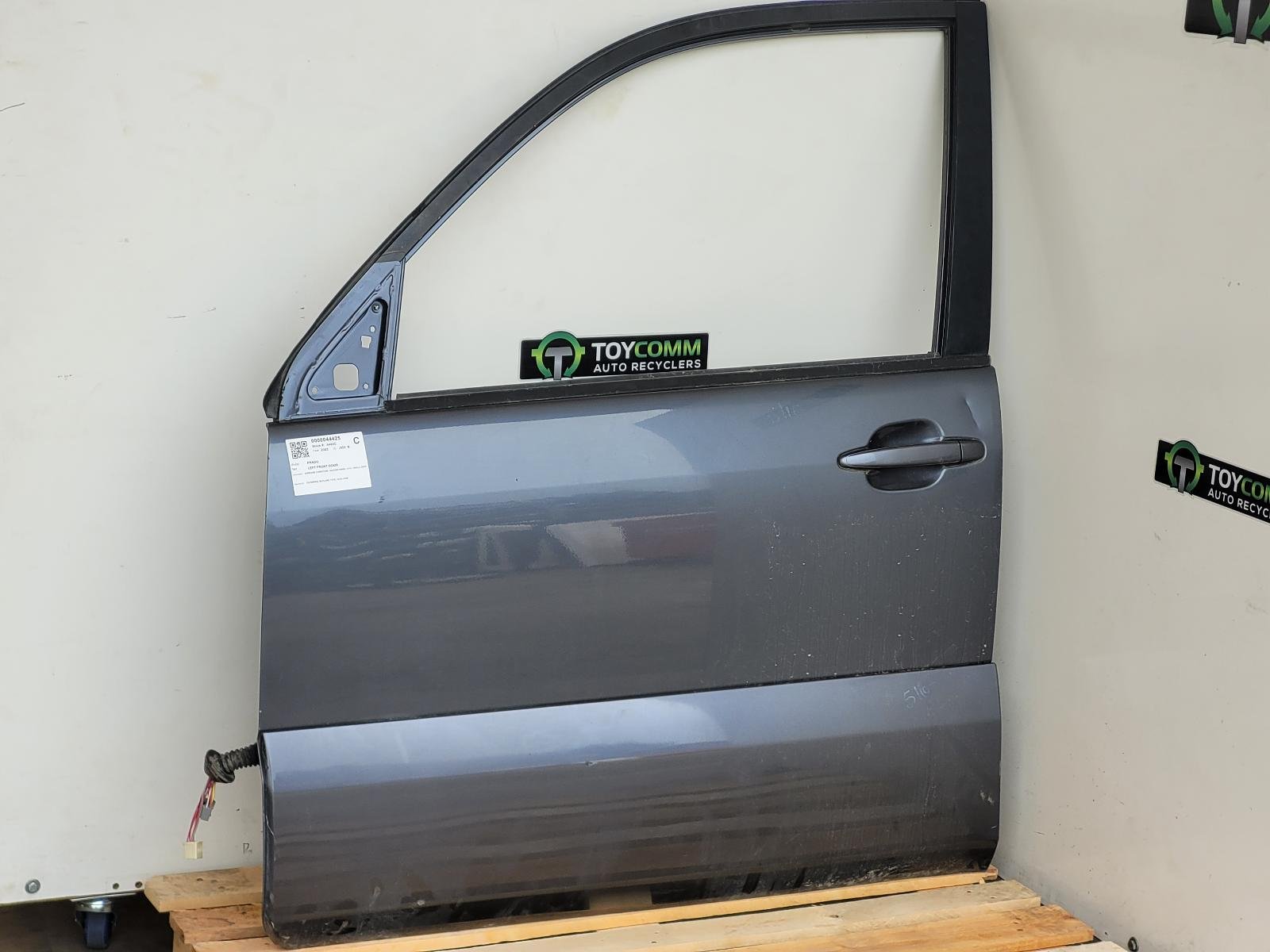 Feb 2003 to Oct 2009 - Toyota Land Cruiser Prado 120 Series - Left Front Door - W/ Flare Type