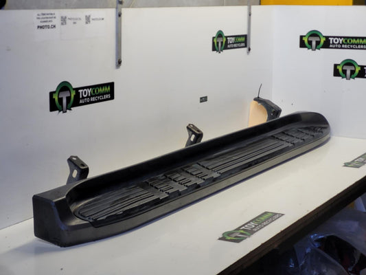 Feb 2003 to Oct 2009 - Toyota Land Cruiser Prado 120 Series 5 Door - Side Step/Skirt - Skirt, Rh Side