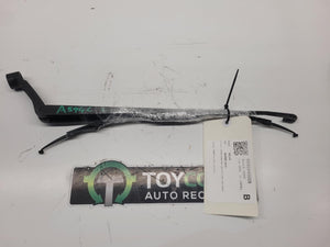 Mar 2005 to Jun 2011 - Toyota Hilux - Wiper Arm - Front (Lh Side)