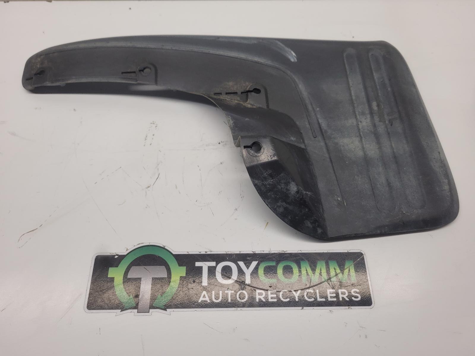 Mar 2005 to Aug 2015 - Toyota Hilux 4WD - Mud Flaps - Rh Front, Flared Type