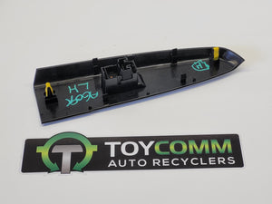 Feb 2005 to Aug 2015 - Toyota Hilux - Left Front Window Switch