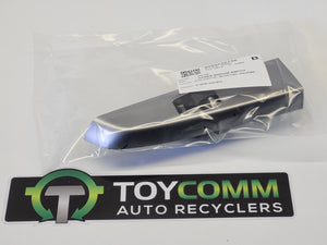 Feb 2005 to Aug 2015 - Toyota Hilux - Right Rear Window Switch