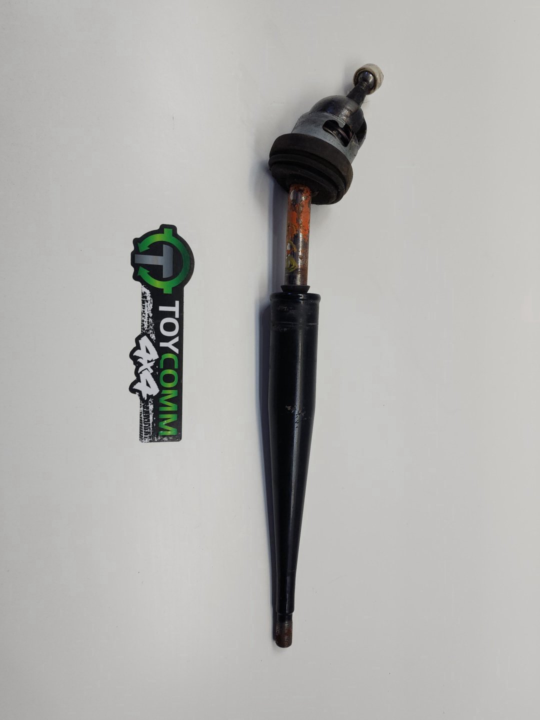 Nov 1999 to Oct 2007- Toyota Land Cruiser 78 Series 79 Series Diesel 4.2L Engine Code 1HZ- Gear Stick/Shifter- Gear Shifter