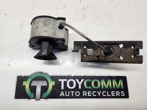 Apr 1998 to Oct 2007 - Toyota Land Cruiser 100 Series - Spare Wheel Carrier - Spare Wheel Carrier
